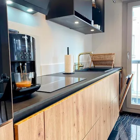 Centre - Calme & Confort - 2 A 4p - 55m2 Apartment