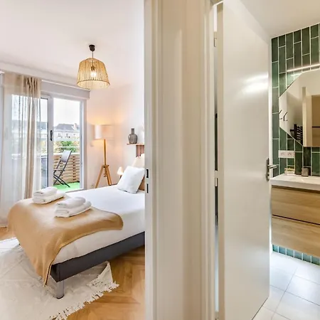 Centre - Calme & Confort - 2 A 4p - 55m2 Apartment *