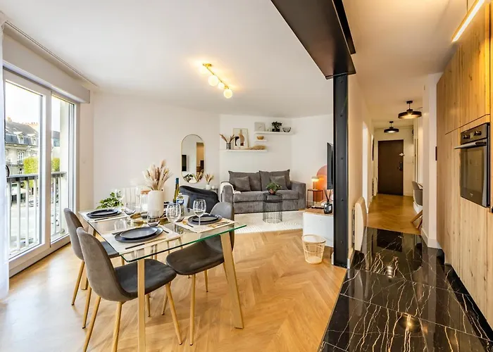 Apartment Centre - Calme & Confort - 2 A 4p - 55m2 Nantes