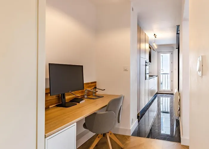 Centre - Calme&confort - 2 à 4p - 55m2 Apartamento