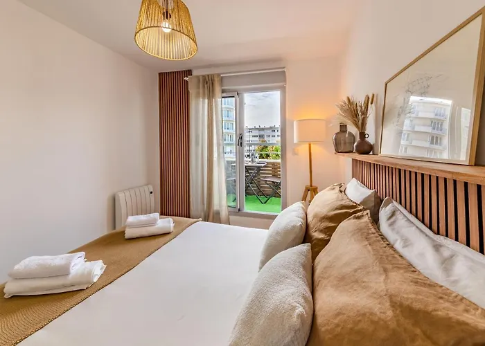 Centre - Calme & Confort - 2 A 4p - 55m2 Apartament