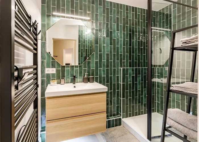 Centre - Calme & Confort - 2 A 4p - 55m2 Apartamento *